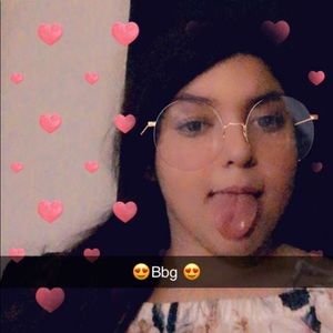 Meet your Posher, Carrie